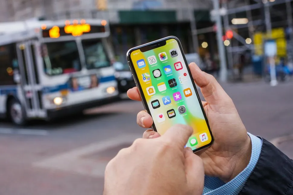 Коли за справу береться Китай чи копія дисплея на iPhone X
