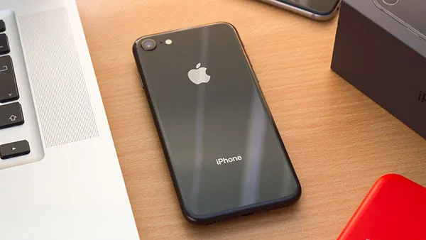 Секреты совместимости дисплейных модулей на iPhone 7 / 7Plus / 8 / 8Plus